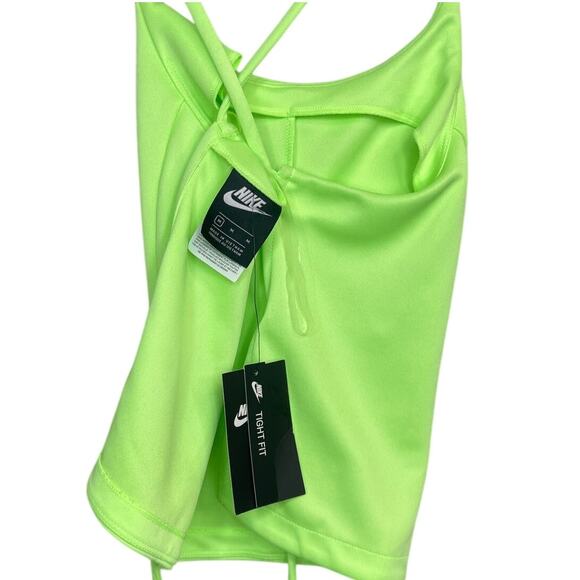 NWT Nike Sportswear Icon Clash Tennis Green Tank Top Women’s Size M (DA3120-345) - Picture 6 of 9